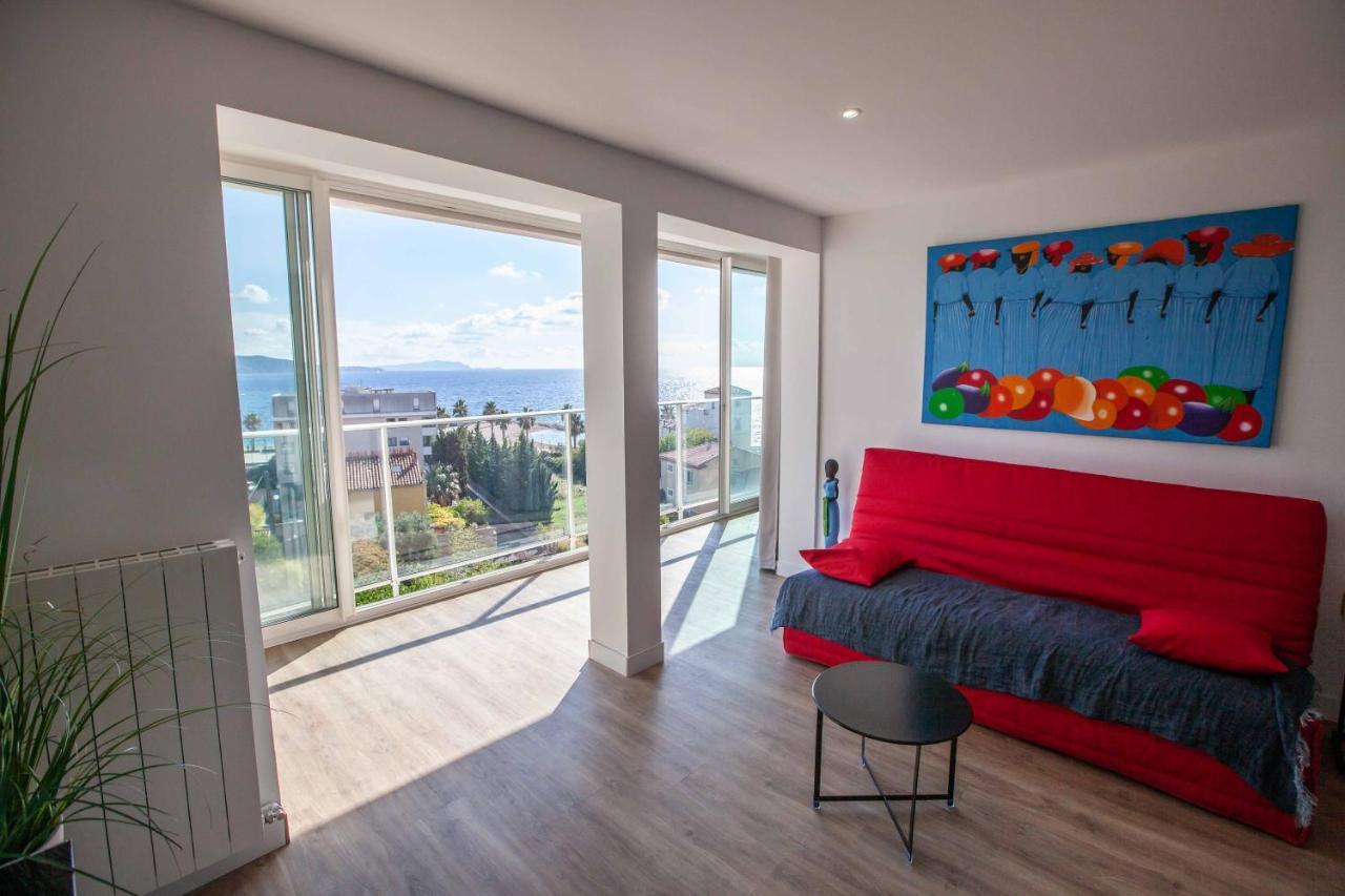 Tres Beau T2 Climatise Refait A Neuf, Vue Mer Panoramique Exceptionnelle A 120M A Pied De La Plage La Ciotat Exterior photo